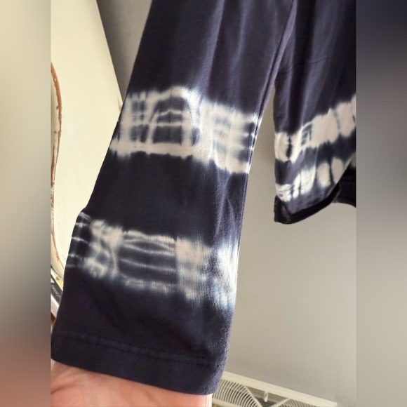 J Jill Pure Jill Womens Blue Tie Dye Relaxed V Neck Long Sleeve Shirt SZ Sm - Picture 3 of 9